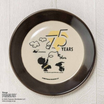 MASHICO プレート17cm PEANUTS [75 YEARS] ブラック