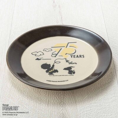 MASHICO プレート17cm PEANUTS [75 YEARS] ブラック